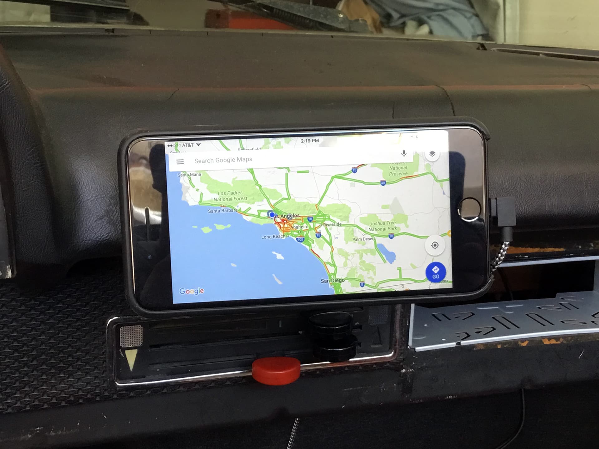 Ashtray-Replacement Phone-Mount Adapter