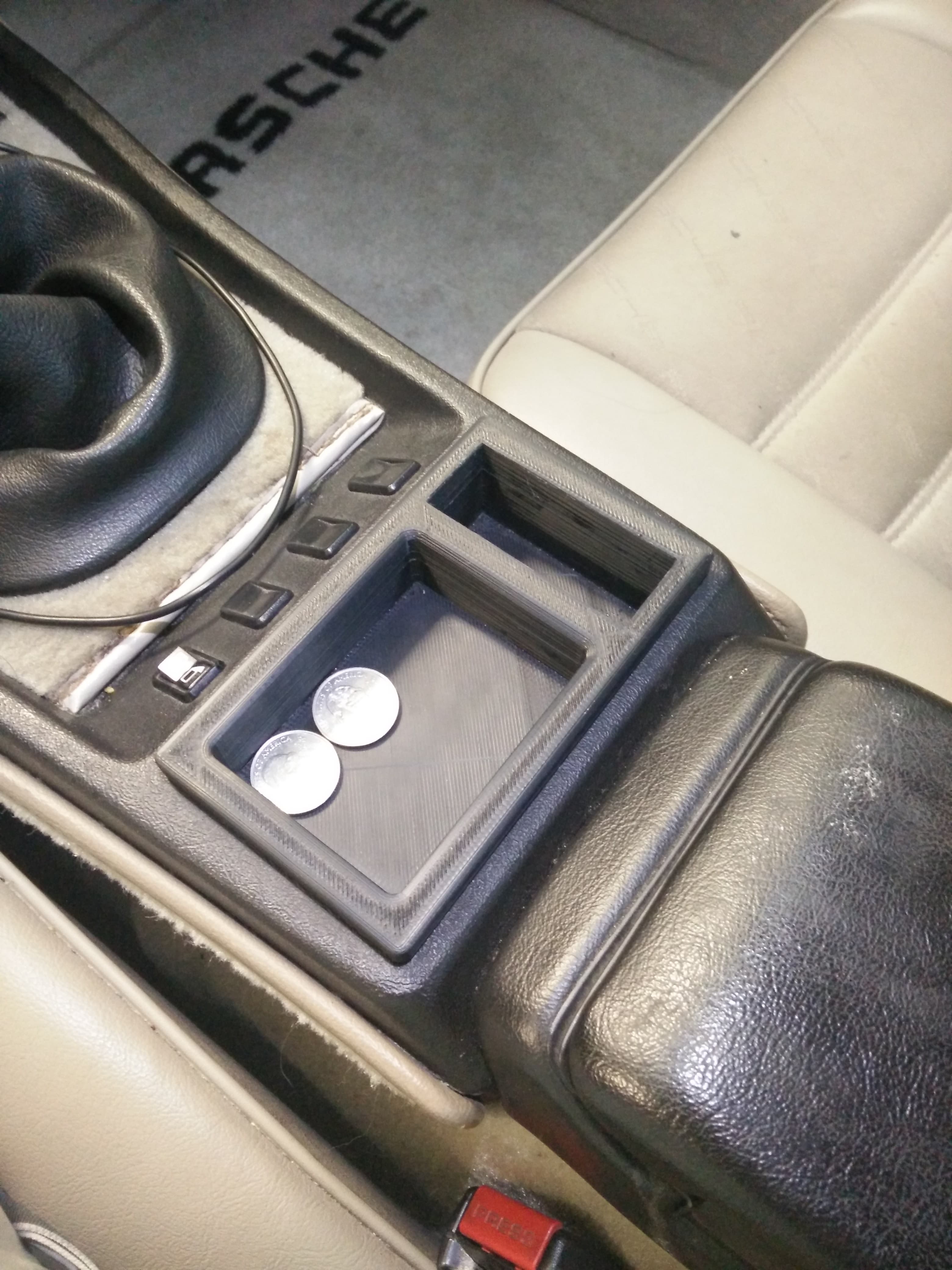 Ashtray Cupholder — image 1 of 9