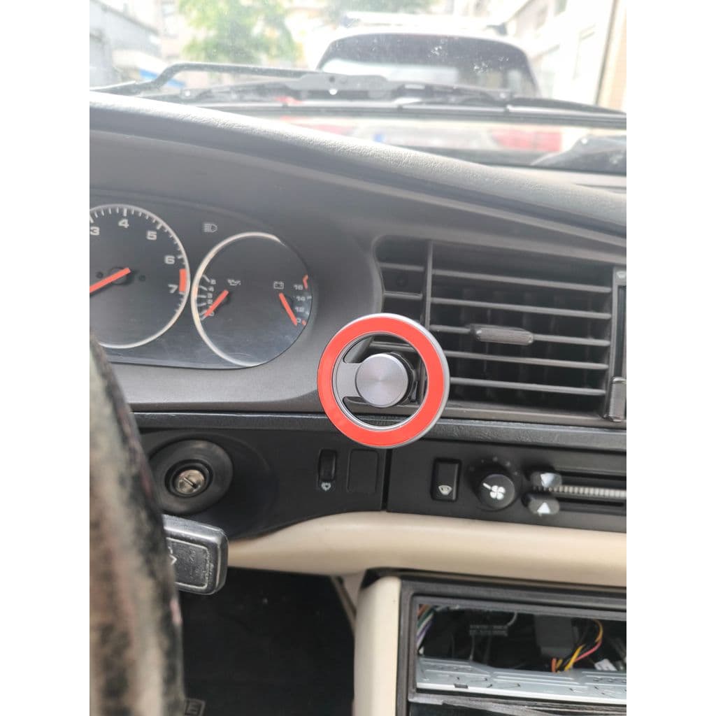 Phone holder — image 1 of 1