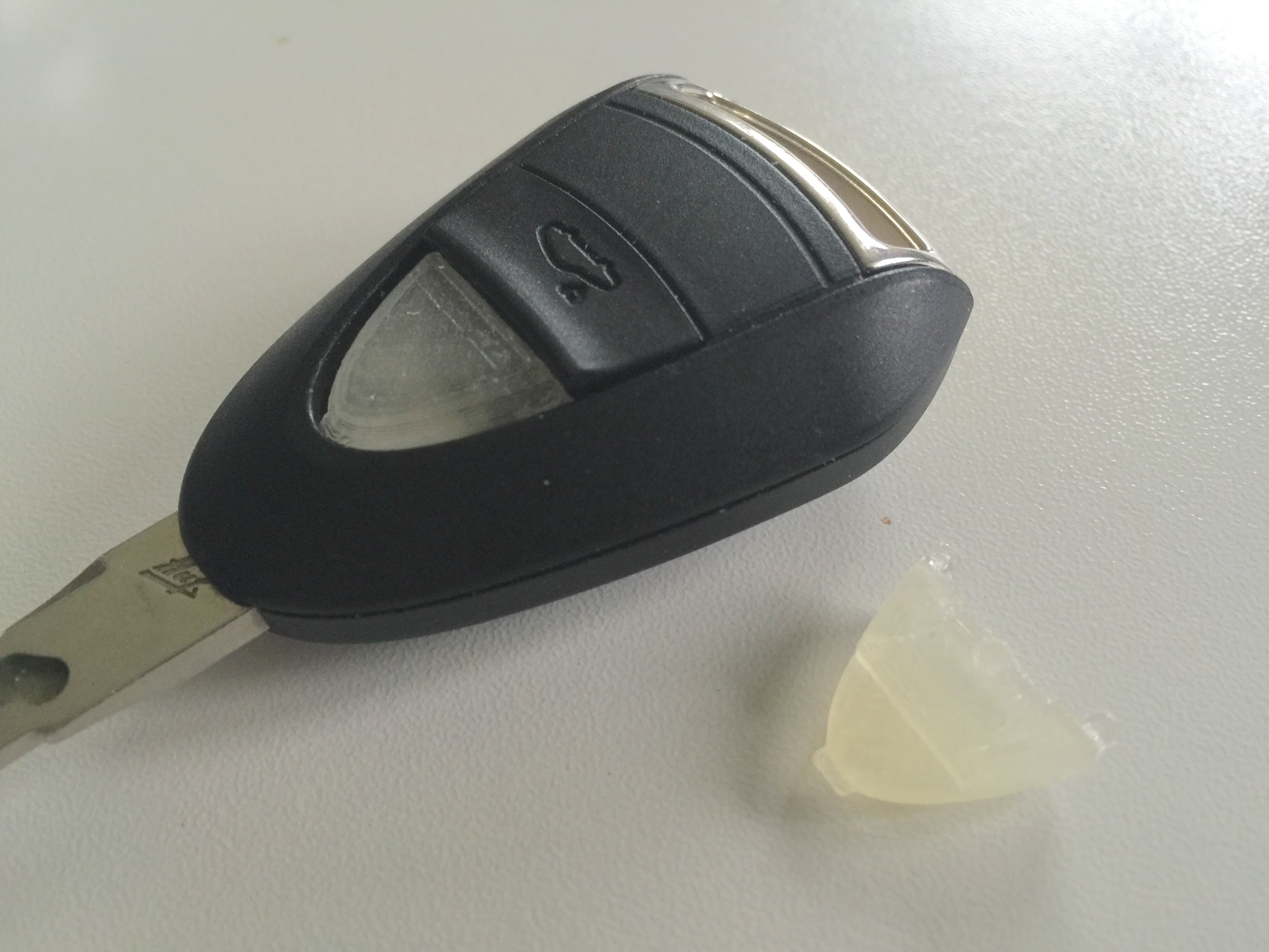 Remote-Key Button — image 1 of 2