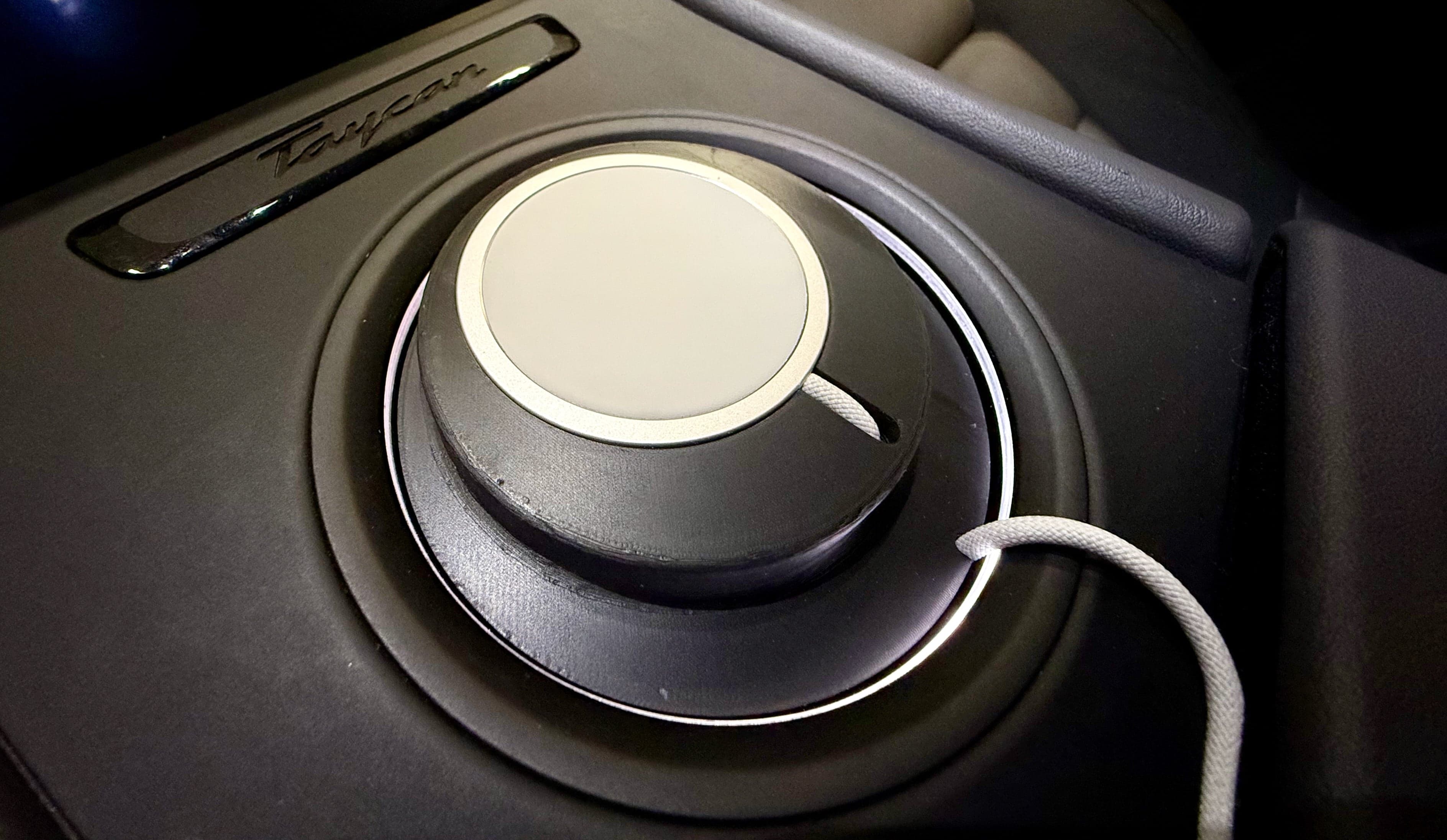 MagSafe Cup-Holder Charging-Puck Mount