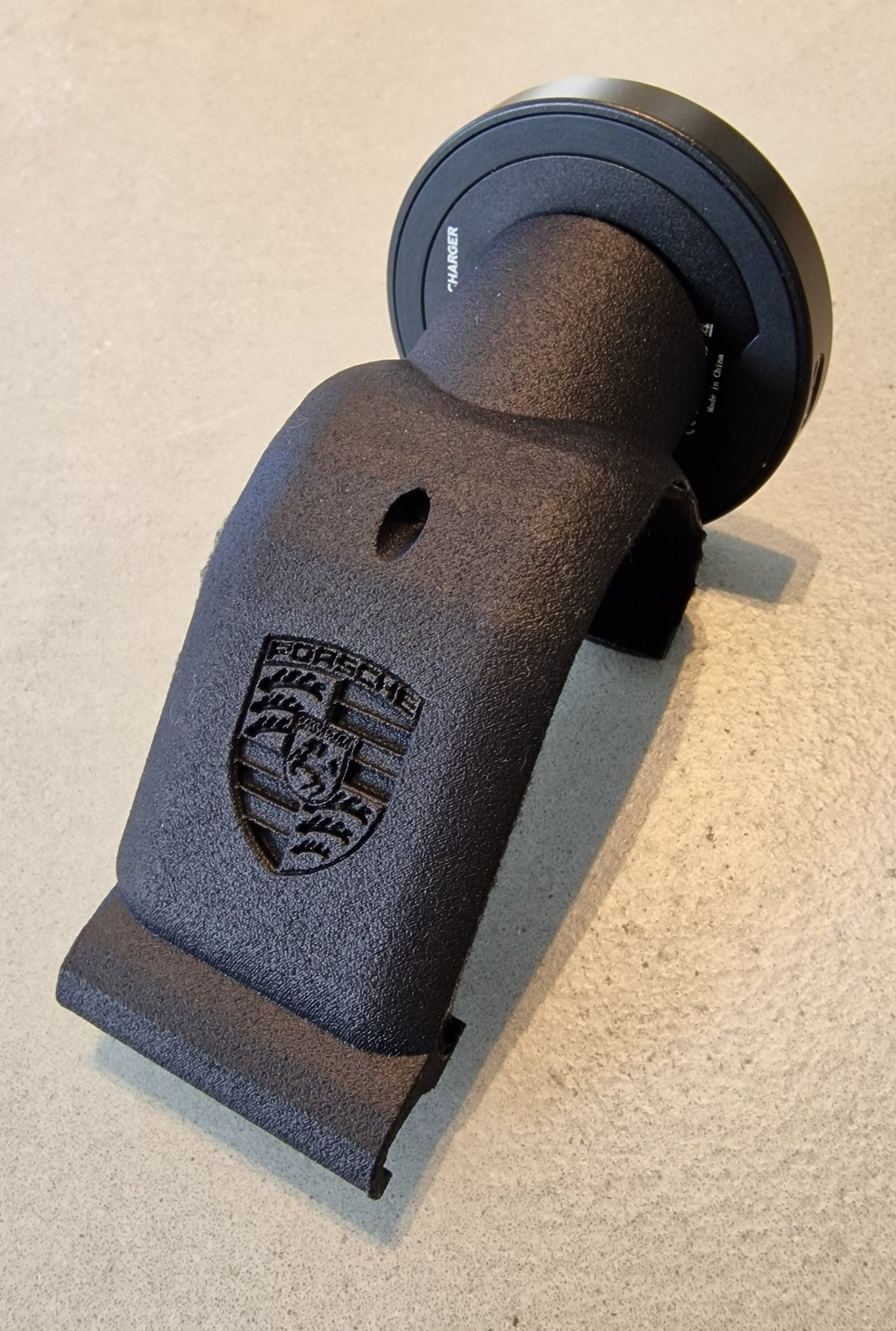 Center-Console MagSafe Phone Mount